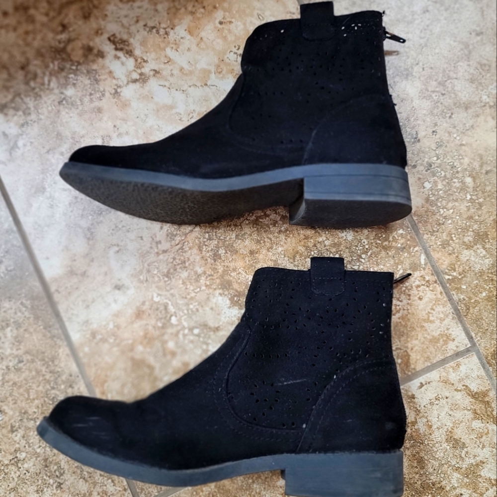 Arizona Marco Booties - Picture 3 of 6